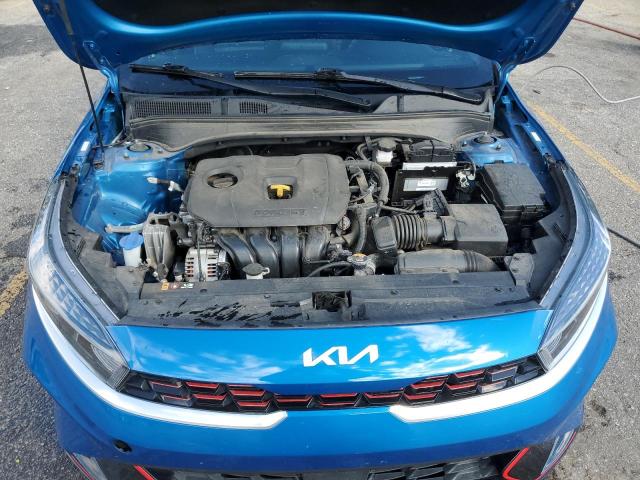 Фото 11 - KIA FORTE