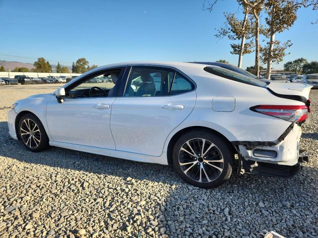 Фото 2 - TOYOTA CAMRY