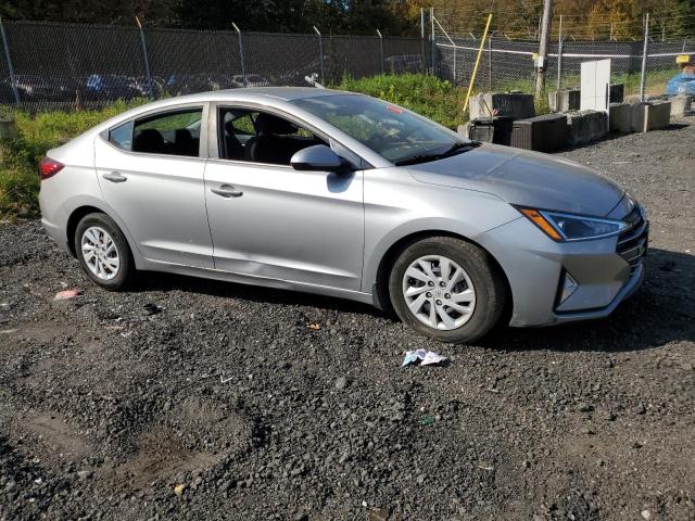 Фото 4 - HYUNDAI ELANTRA