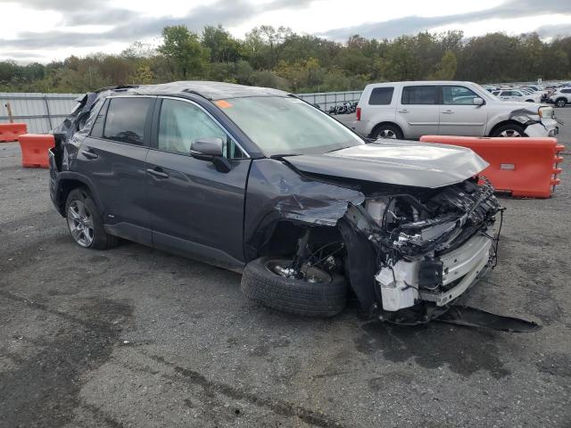 Фото 4 - TOYOTA RAV4