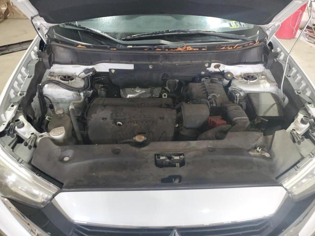 Фото 12 - MITSUBISHI OUTLANDER