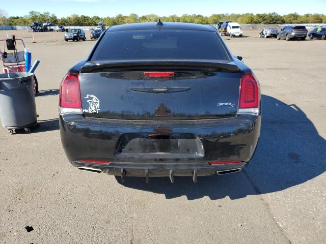 Фото 6 - CHRYSLER 300