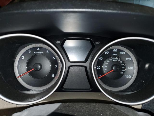 Фото 9 - HYUNDAI ELANTRA