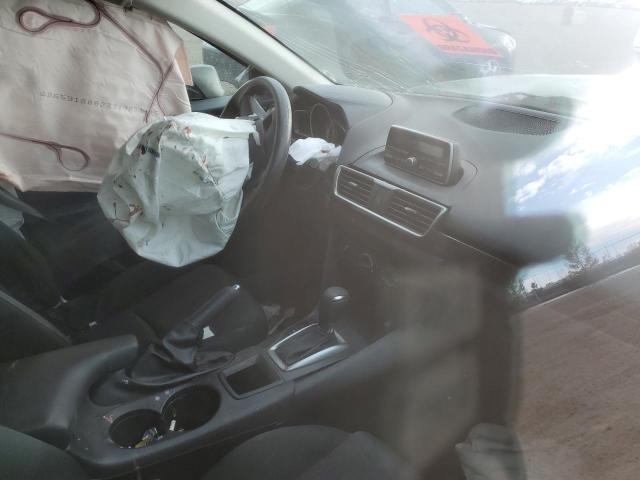 Фото 9 - MAZDA 3