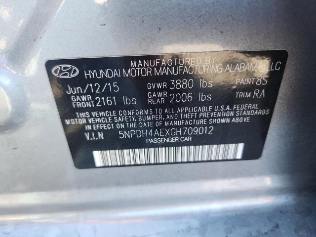 Фото 12 - HYUNDAI ELANTRA