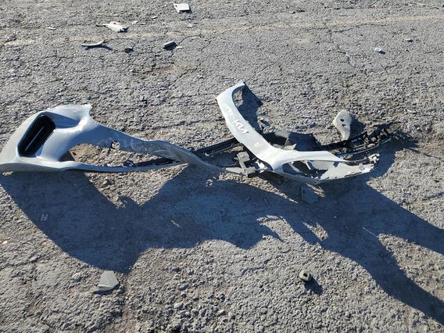 Фото 12 - KIA STINGER