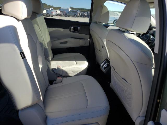 Фото 11 - KIA SORENTO