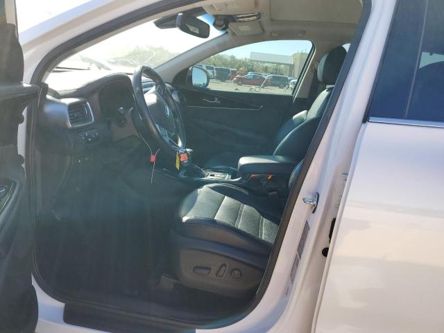 Фото 7 - KIA SORENTO