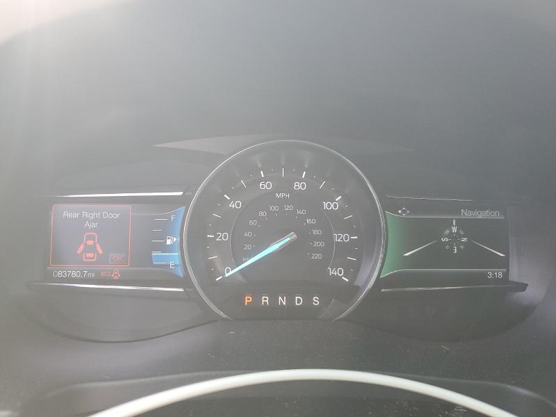 Фото 9 - FORD EXPLORER