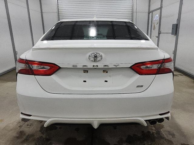 Фото 6 - TOYOTA CAMRY