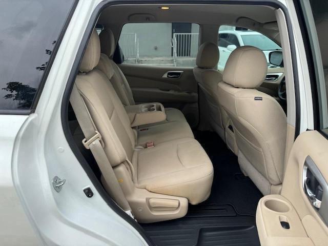 Фото 11 - NISSAN PATHFINDER