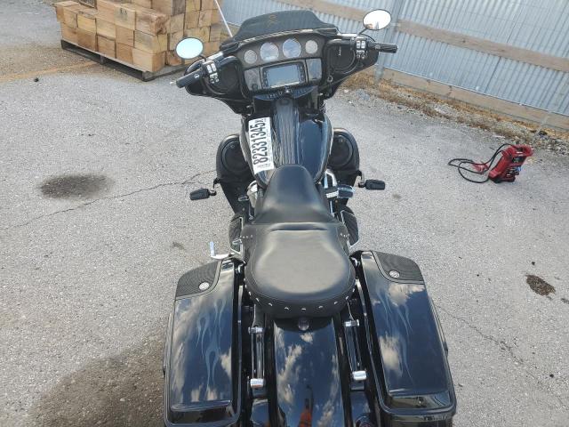 HARLEY-DAVIDSON FL 2018