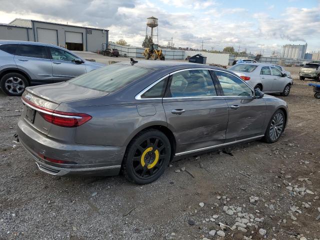 Фото 3 - AUDI A8