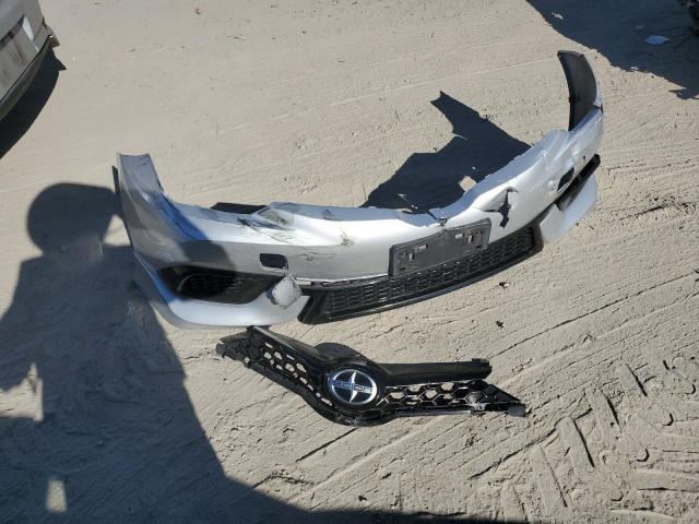 Фото 13 - TOYOTA SCION