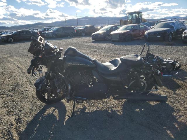 HARLEY-DAVIDSON FL 2010