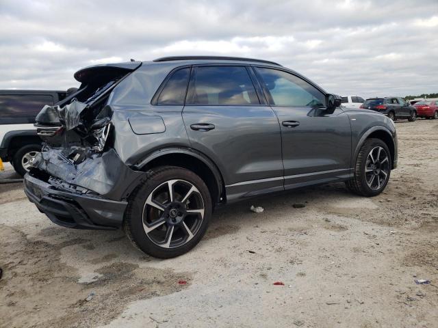 Фото 3 - AUDI Q3