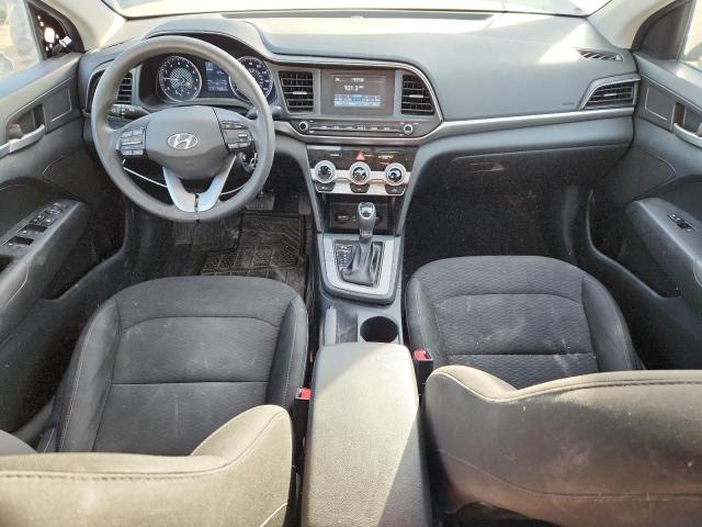 Фото 8 - HYUNDAI ELANTRA