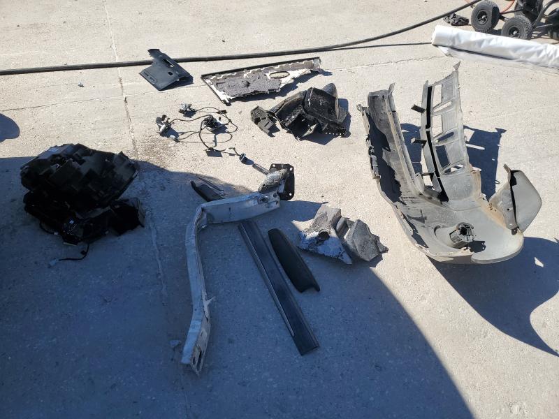 Фото 13 - CHEVROLET TAHOE