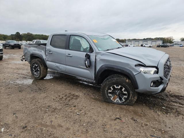 Фото 4 - TOYOTA TACOMA