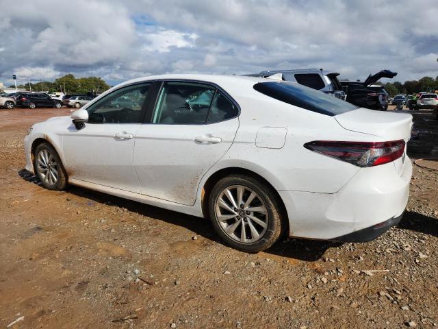 Фото 2 - TOYOTA CAMRY