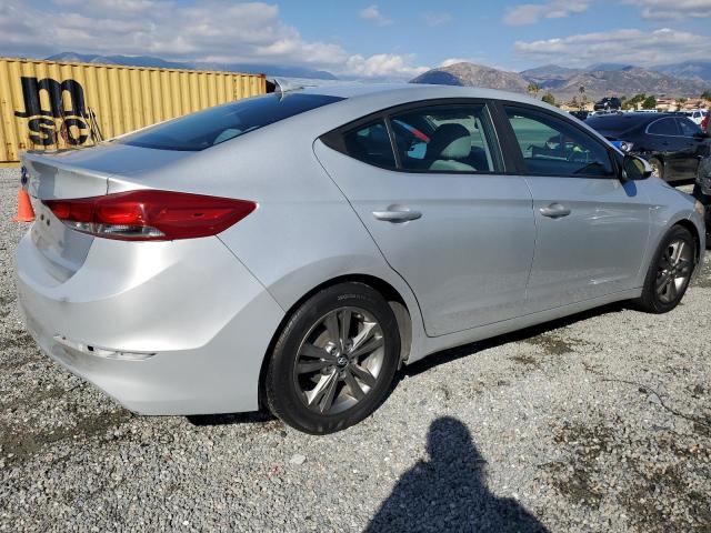 Фото 3 - HYUNDAI ELANTRA