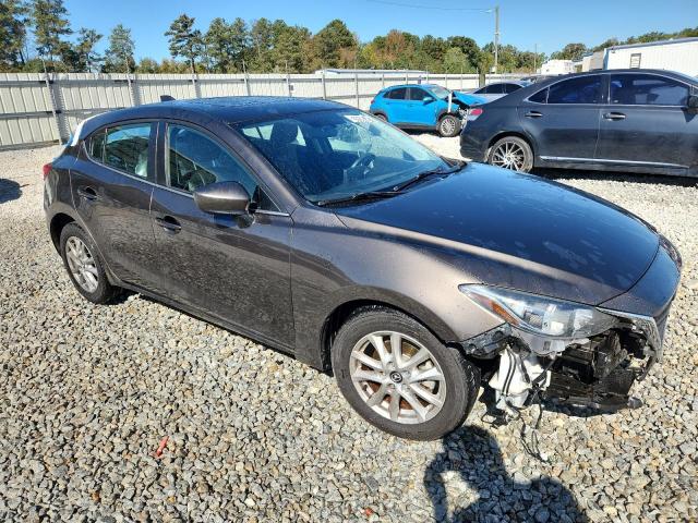 Фото 4 - MAZDA 3