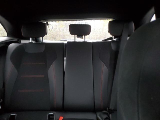 Фото 10 - MERCEDES-BENZ GLA-CLASS