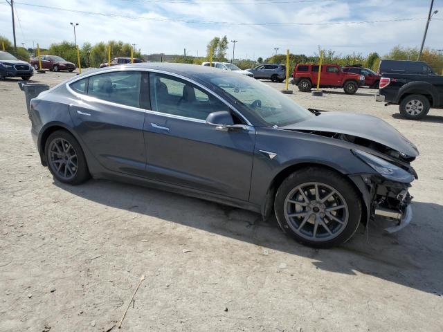 Фото 4 - TESLA MODEL 3