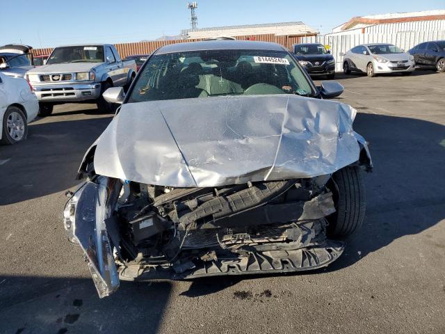 Фото 5 - HYUNDAI ELANTRA