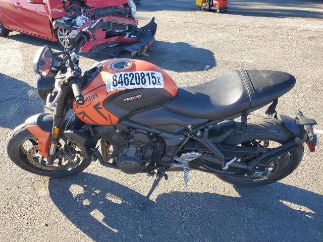 TRIUMPH TRIDENT 66 2023