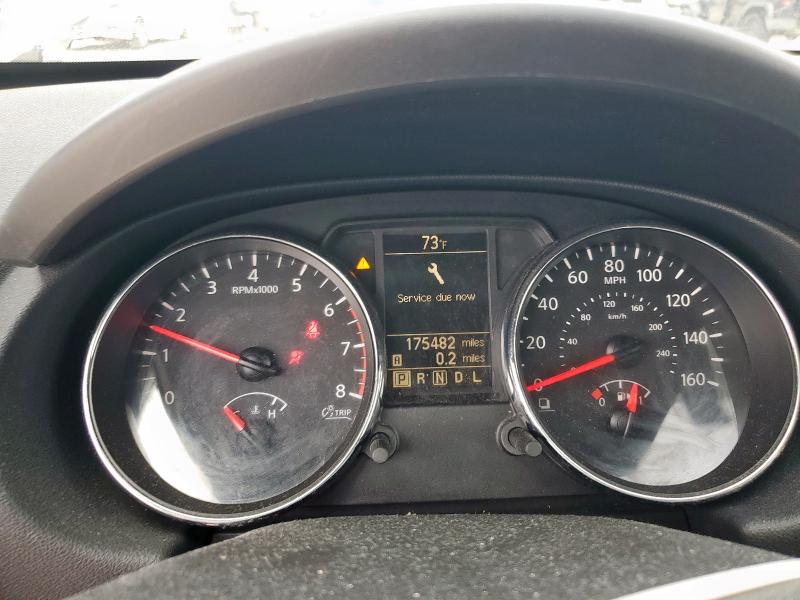 Фото 9 - NISSAN ROGUE