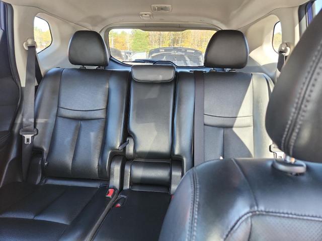 Фото 10 - NISSAN ROGUE