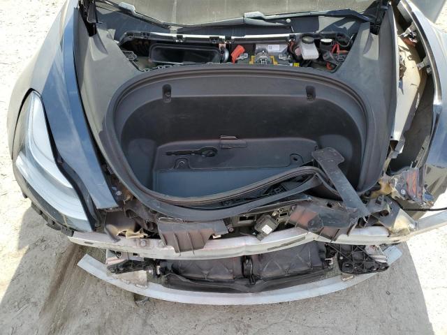 Фото 11 - TESLA MODEL 3