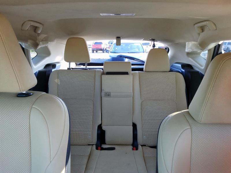 Фото 10 - LEXUS NX