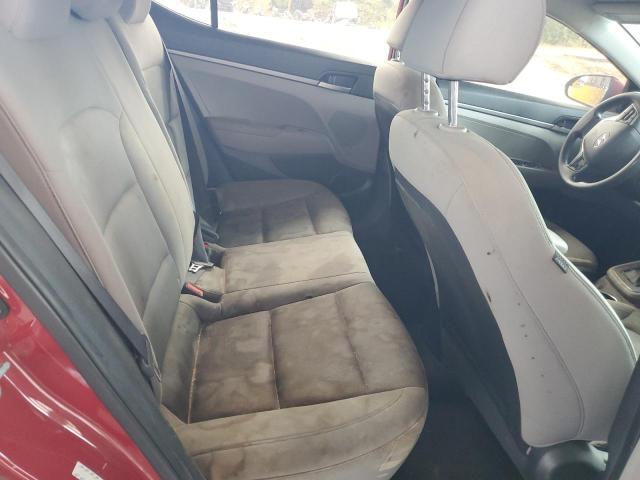 Фото 10 - HYUNDAI ELANTRA