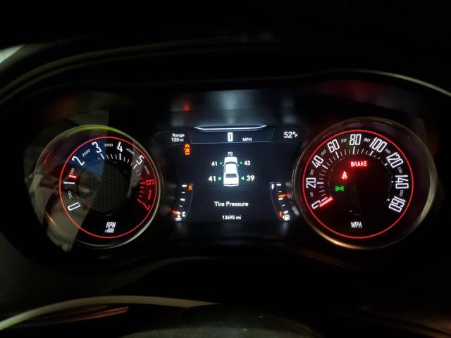 Фото 9 - DODGE CHALLENGER