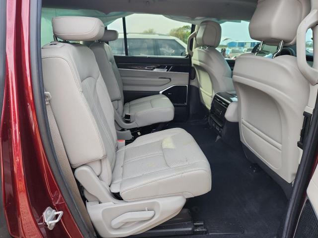 Фото 11 - JEEP WAGONEER