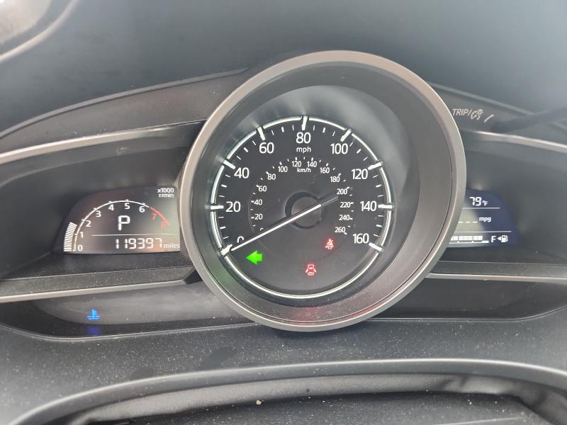 Фото 9 - MAZDA 3