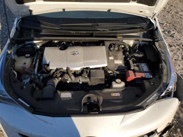 Фото 11 - TOYOTA PRIUS