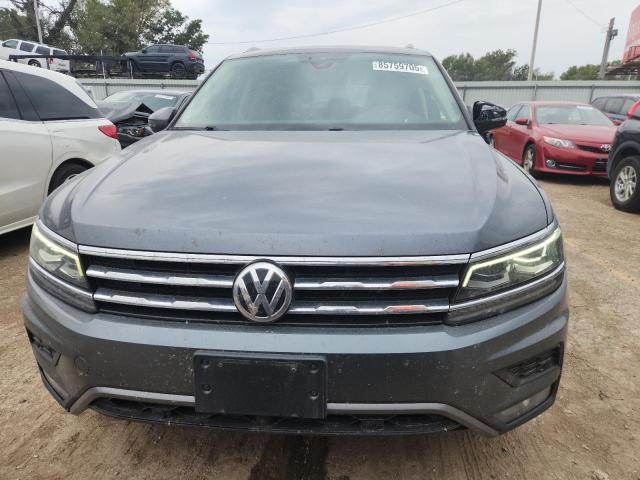 VOLKSWAGEN TIGUAN 2018 VIN 3VV5B7AX4JM132828