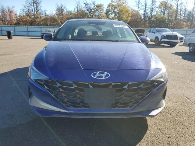 Фото 5 - HYUNDAI ELANTRA