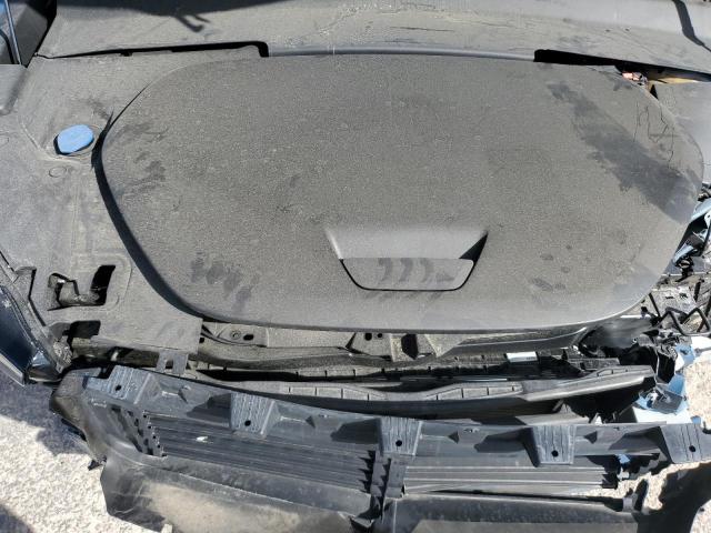 Фото 12 - VOLVO XC40