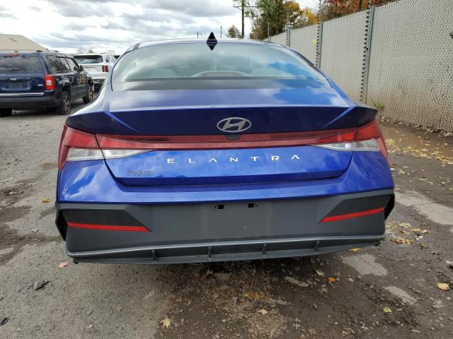 Фото 6 - HYUNDAI ELANTRA