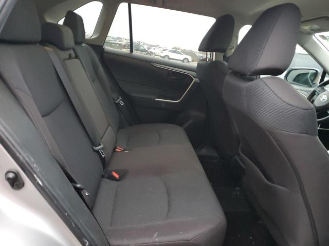 Фото 11 - TOYOTA RAV4