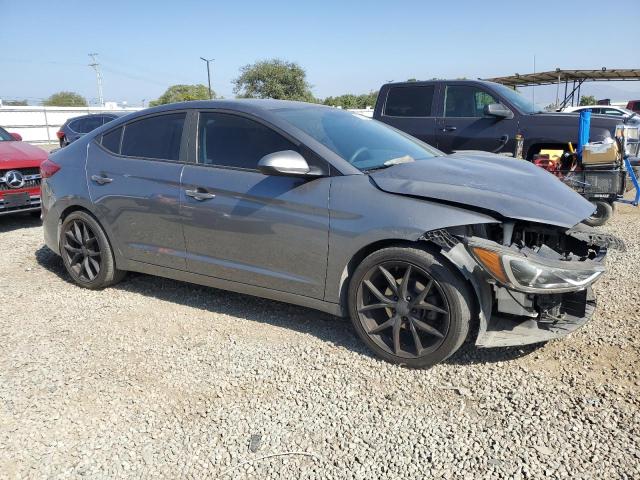 Фото 4 - HYUNDAI ELANTRA