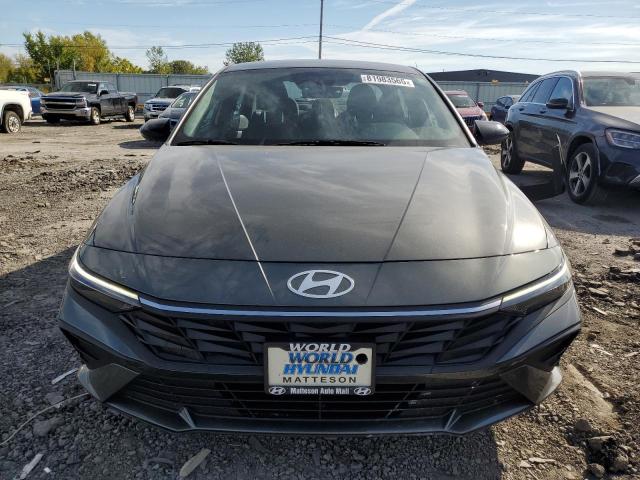 Фото 5 - HYUNDAI ELANTRA