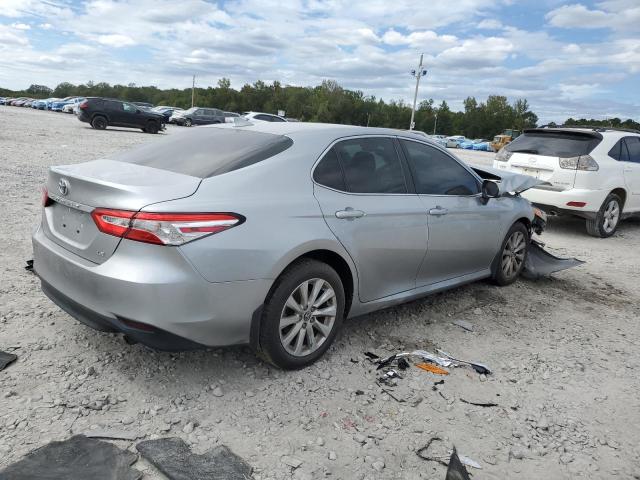 Фото 3 - TOYOTA CAMRY