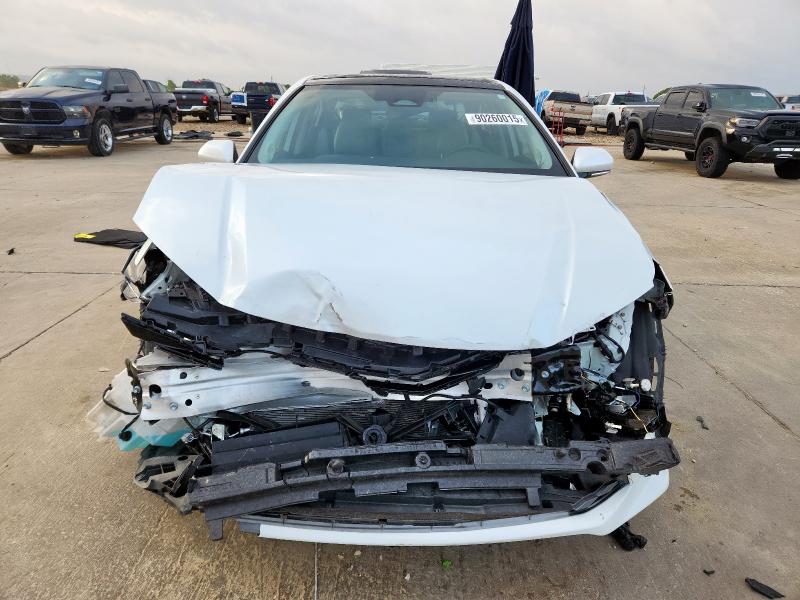 Фото 5 - TOYOTA CAMRY