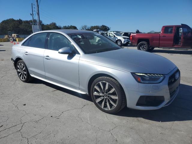 Фото 4 - AUDI A4