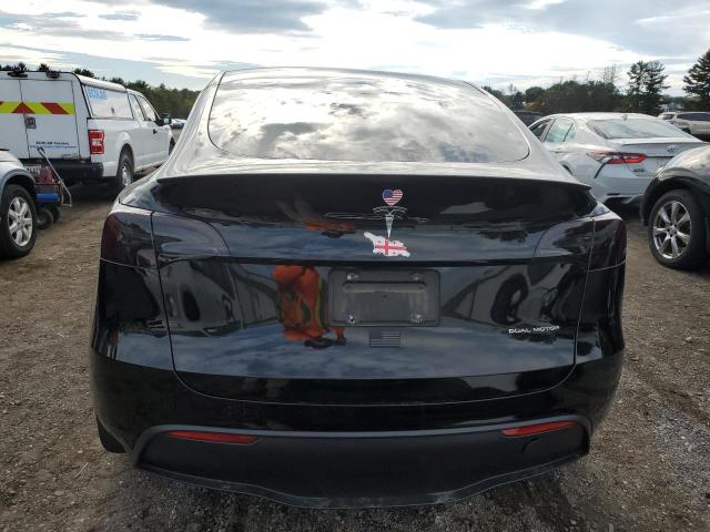 TESLA MODEL Y 2023 VIN 7SAYGDEE2PF752467